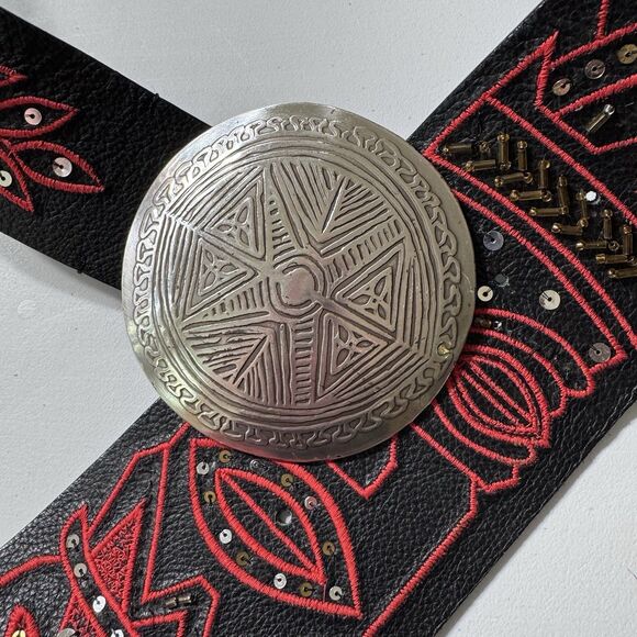 CHICO'S Ethnic Tribal Med.  Leather Wide Slouchy Belt Silver Medallion Buckle - Picture 3 of 8